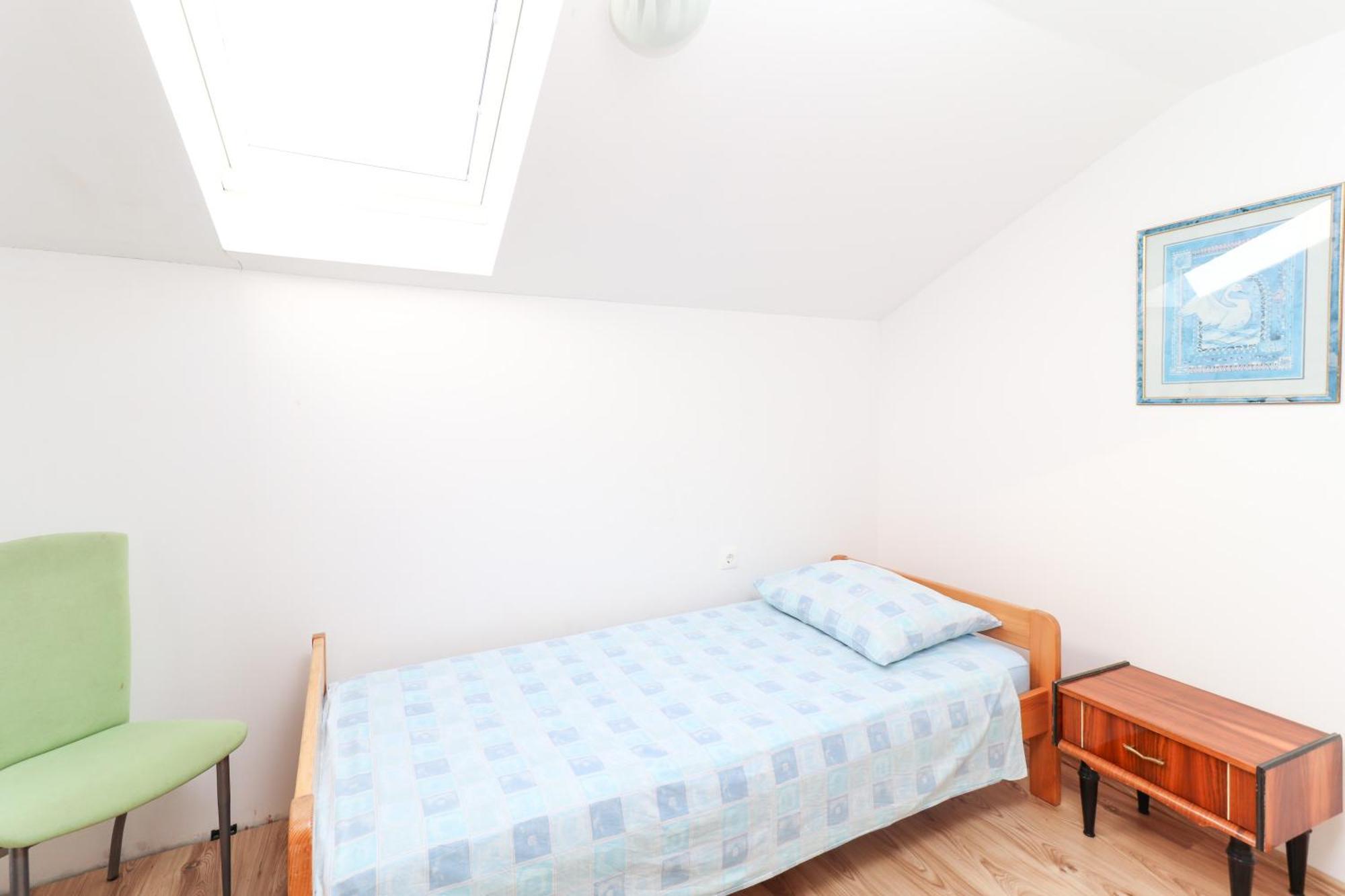 Luka Apartment