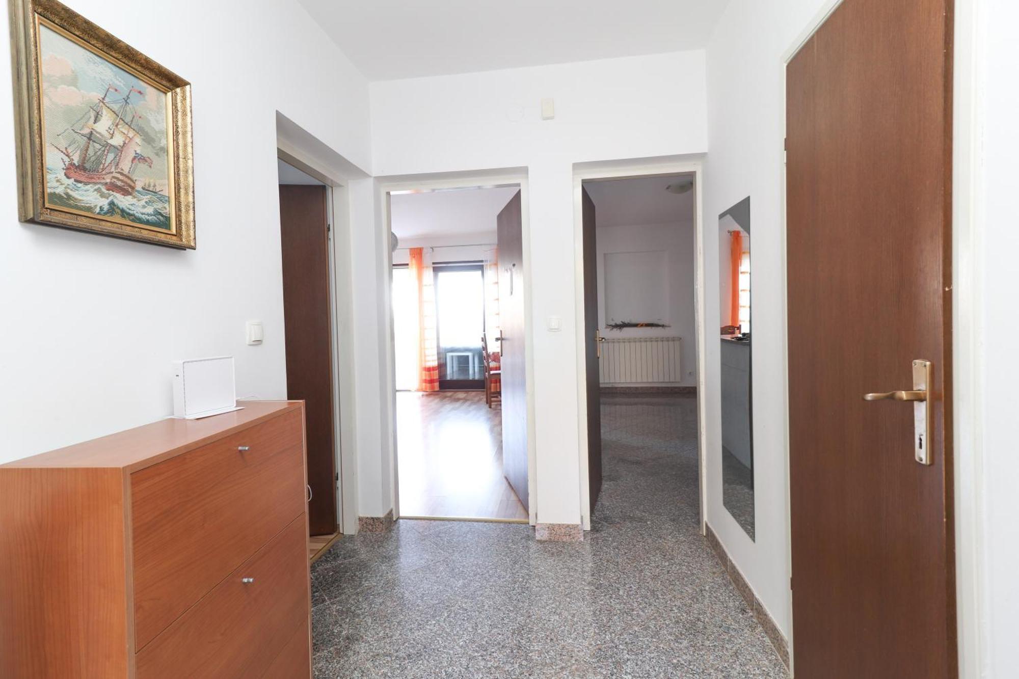 Luka Apartmán *